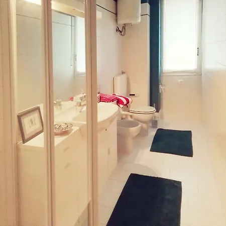 Here Apartment *